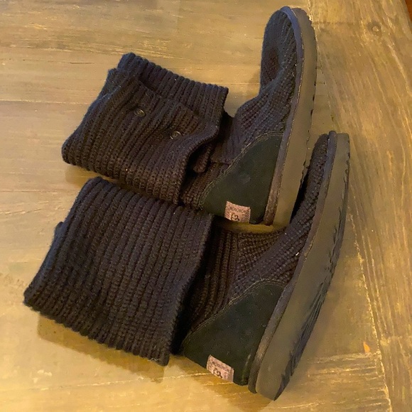 UGG Black Classic Cardy Boot - Fantastic condition - Picture 2 of 12